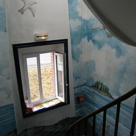 De La Gare Hotel