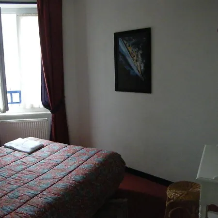 Hotel De La Gare 3*